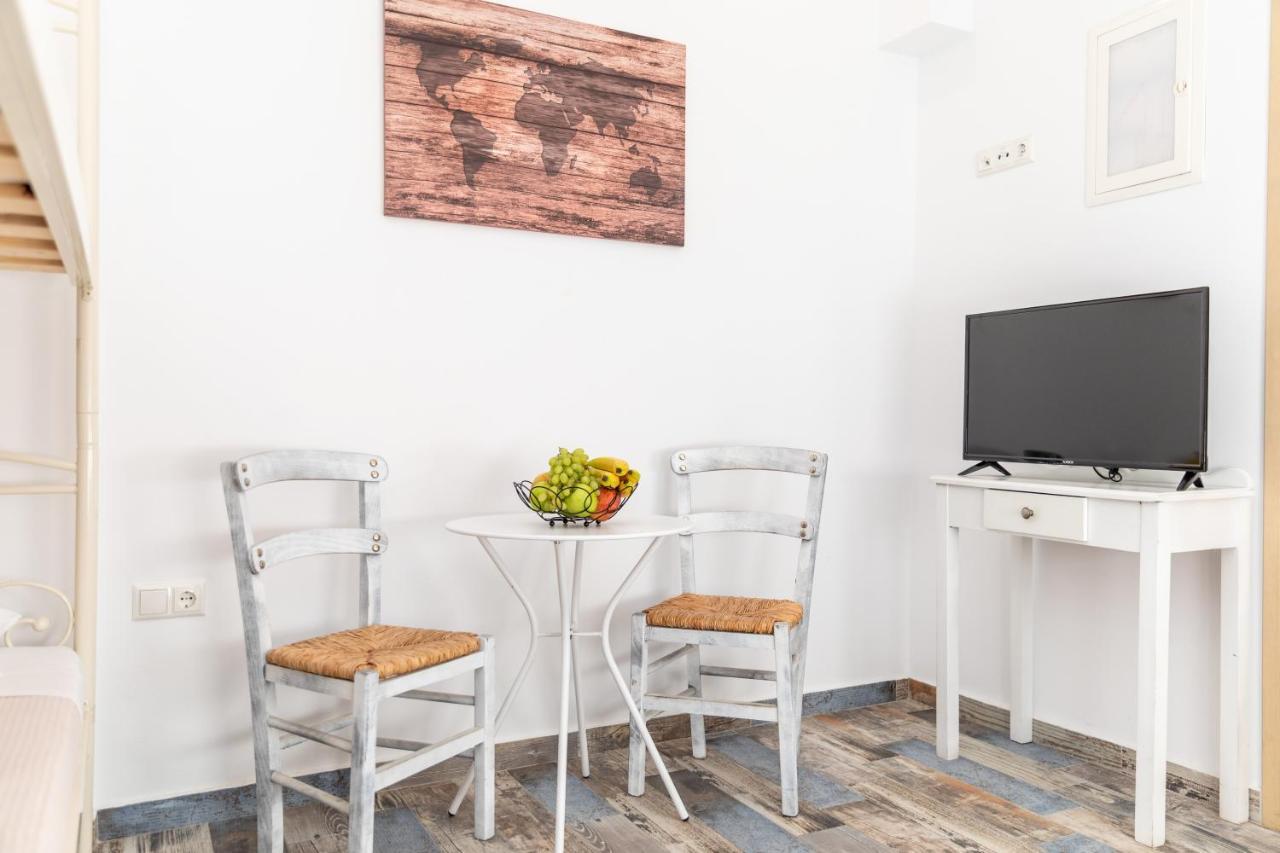 Depis Luxury Suites Naxos City Zewnętrze zdjęcie