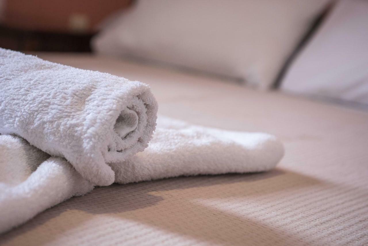 Depis Luxury Suites Naxos City Zewnętrze zdjęcie